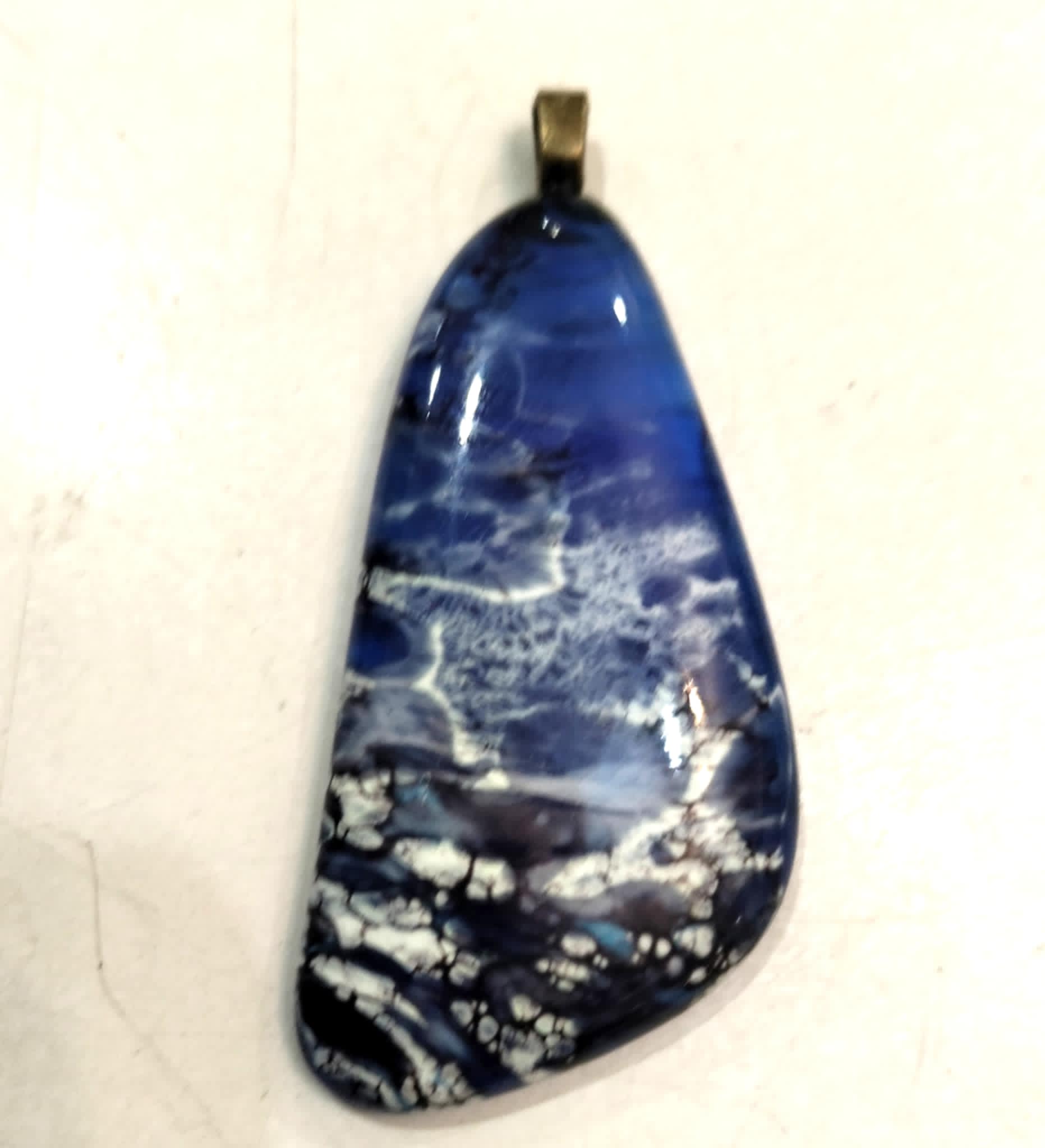 Main Beach – Handcrafted Blue Fused Glass Pendant by Ricardo Lawyer | Ocean Jewellery